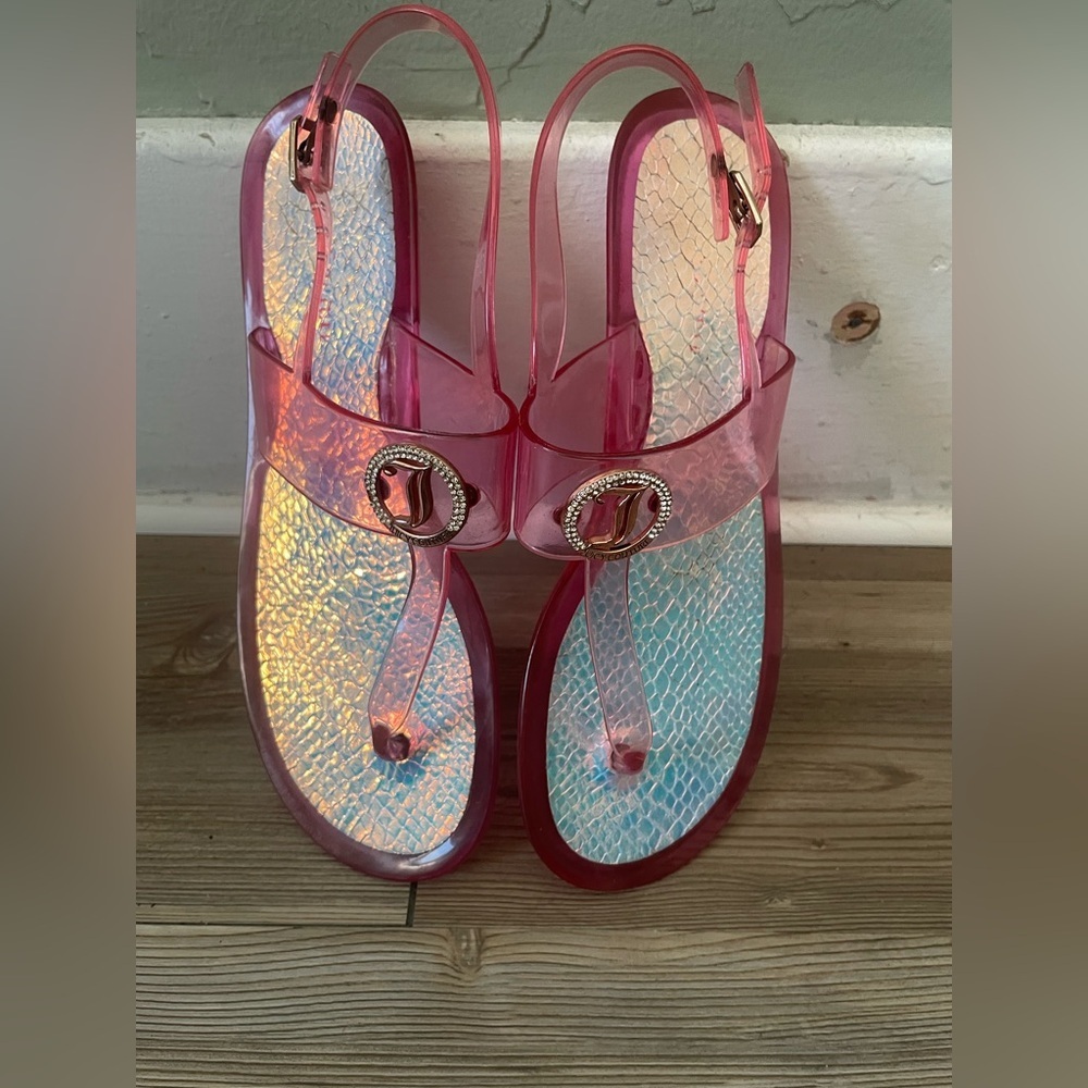 Juicy Couture Pink Jelly T-Strap Sandals (SIZE M 7/8)